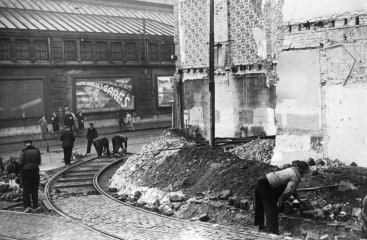 Travaux de voies Rue de la Rivière X Rue de Brabant Date et auteur inconnu Collection MTUB