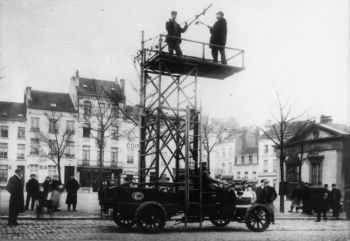 Voiture-échelle 18 Porte d'Anderlecht Date et auteur inconnus Collection MTUB